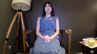 俄罗斯人与功物XXX假期驱车约操98年极品爆乳靓妹_高跟黑白丝