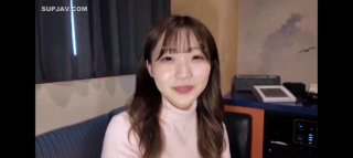 毕业季的极品婊妹，来大姨妈了还在发骚，草她小嘴玩她极品大奶子乳交好刺激，淫声荡语不断，掰开逼逼看特写