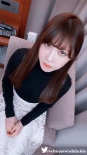 女友单位聚餐美女同事被灌醉后偷偷桶她的屁眼